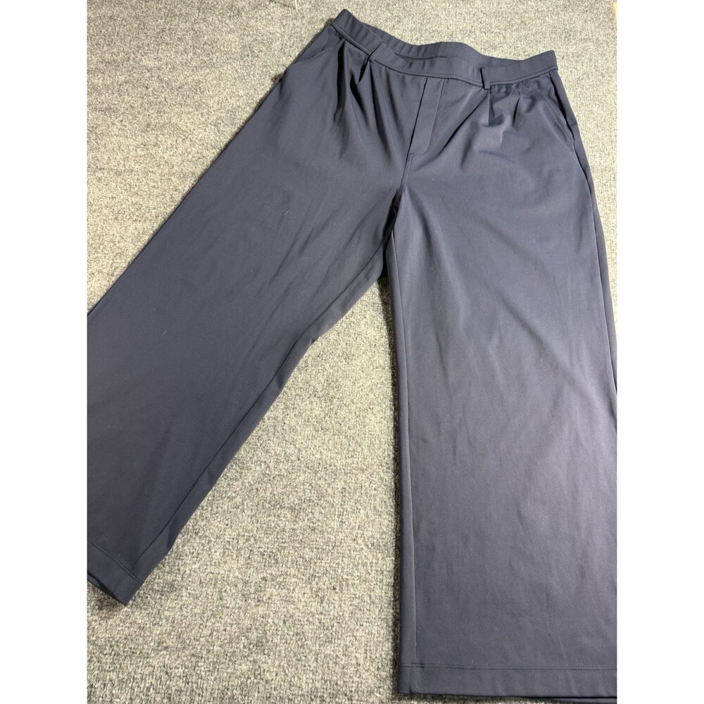 Halara Women’s Navy Activewear Pants Size XL Wide Leg Yoga Athleisure